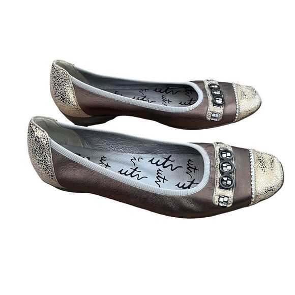 UTV Un Tour En Ville Metallic Bronze Toe Details Leather Ballet Flat Shoes - Picture 5 of 8